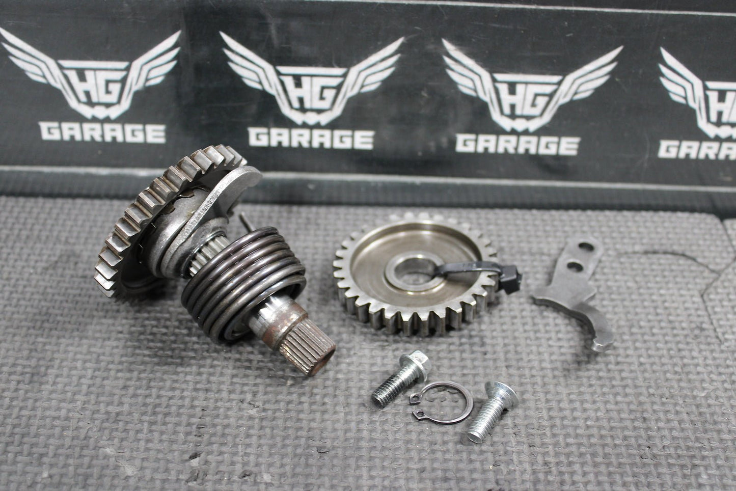 2000 Kawasaki KX65 KX80 OEM Kickstart Kick Start Shaft Mechanism W Idler Gear - hggarage