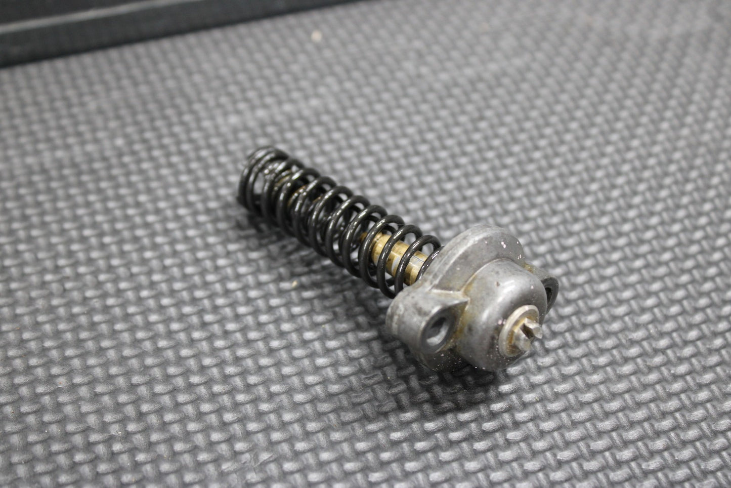 2000 KTM 250 EXC OEM ENGINE POWERVALVE EXHUAST VALVE LINKAGE GOVERNOR - hggarage