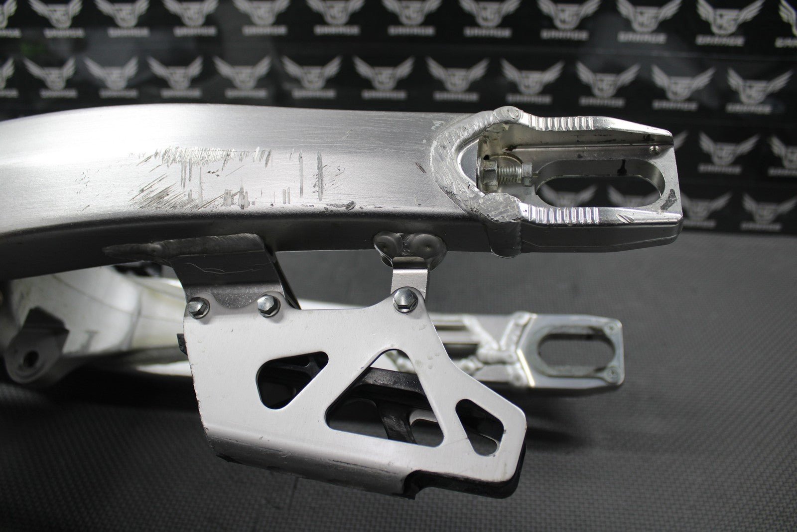 2019 SUZUKI 19 - 21 RMZ250 OEM SWINGARM SWING ARM SUSPENSION 61000 - 46K00 GOOD! - hggarage