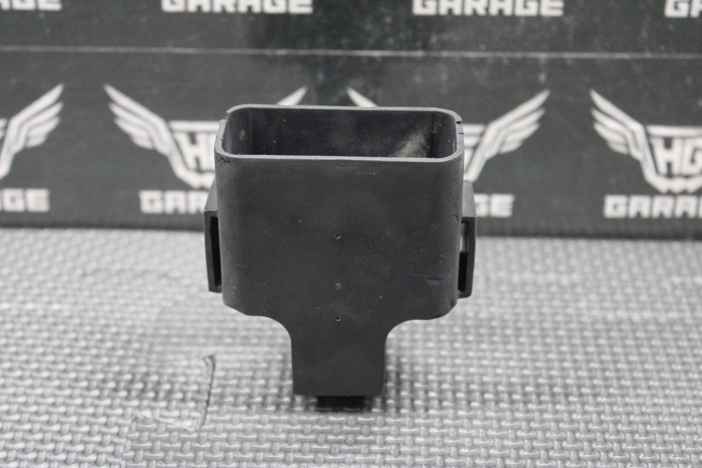 2000 HONDA 00 - 03 CR125R 00 - 01 CR250R OEM CDI RUBBER MOUNTING BOOT 30401 - KZ4 - A90 - hggarage