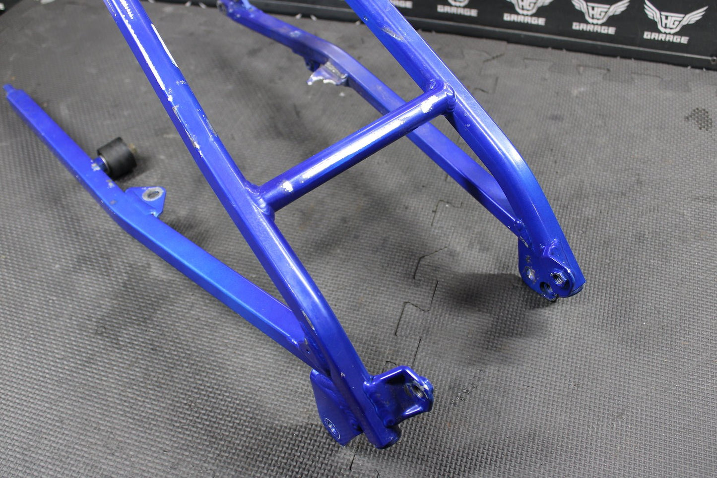 2000 YAMAHA 2001 YZ250F 2000 2001 YZ426F OEM REAR BACK SUB FRAME SUBFRAME - hggarage