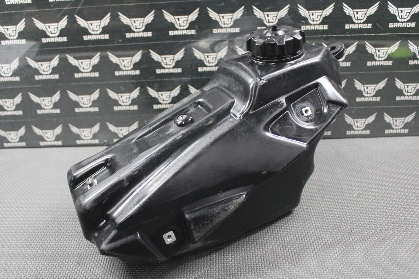2011 KAWASAKI KX450F OEM GAS FUEL TANK CELL PETROL RESERVOIR 51001 - 0390 GOOD - hggarage