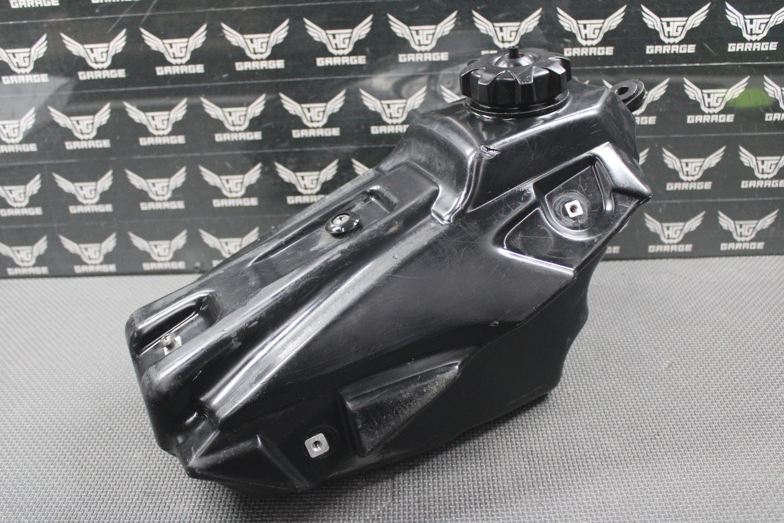 2011 KAWASAKI KX450F OEM GAS FUEL TANK CELL PETROL RESERVOIR 51001 - 0390 GOOD - hggarage