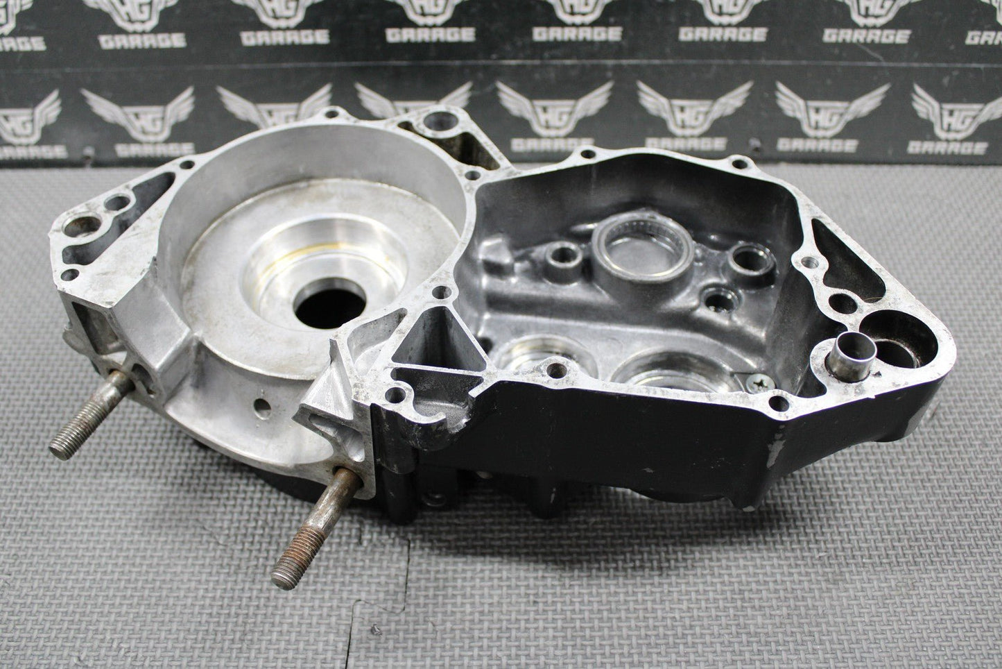 1988 HONDA CR250R OEM LEFT ENGINE MOTOR CRANKCASE CRANK CASE 112A0 - KS7 - 831 NICE! - hggarage