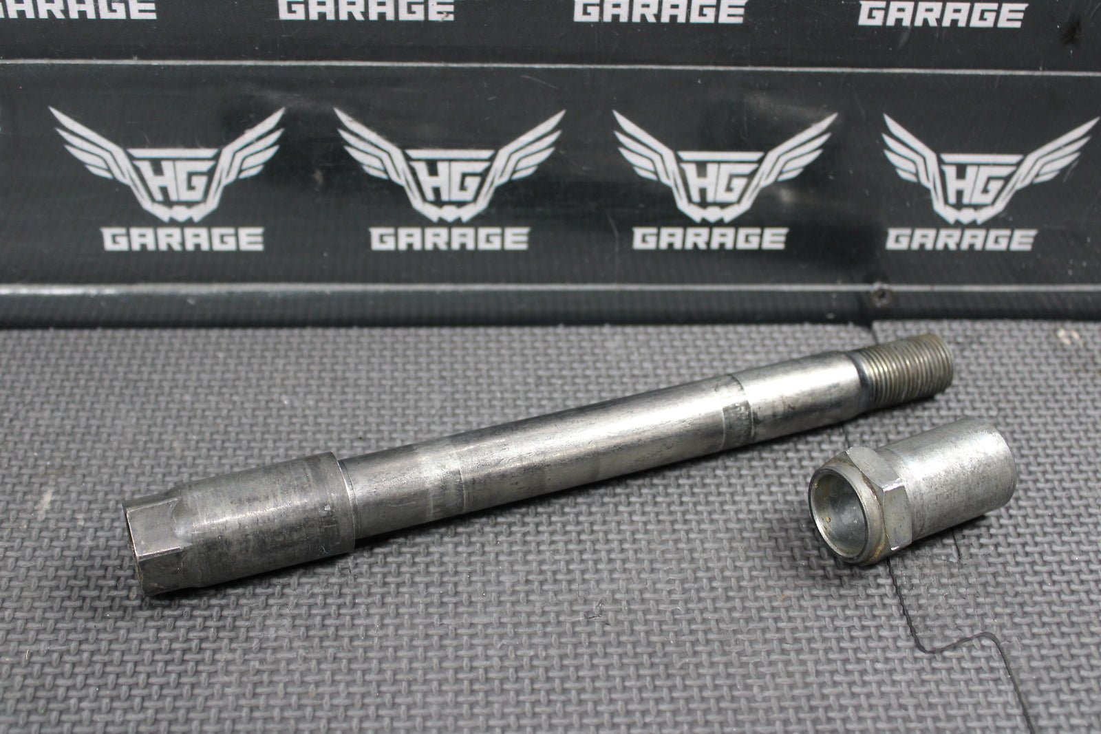 1992 Kawasaki KX125 KX250 OEM Front Wheel Rim Axle Pivot Bolt 41068 - 1310 - hggarage