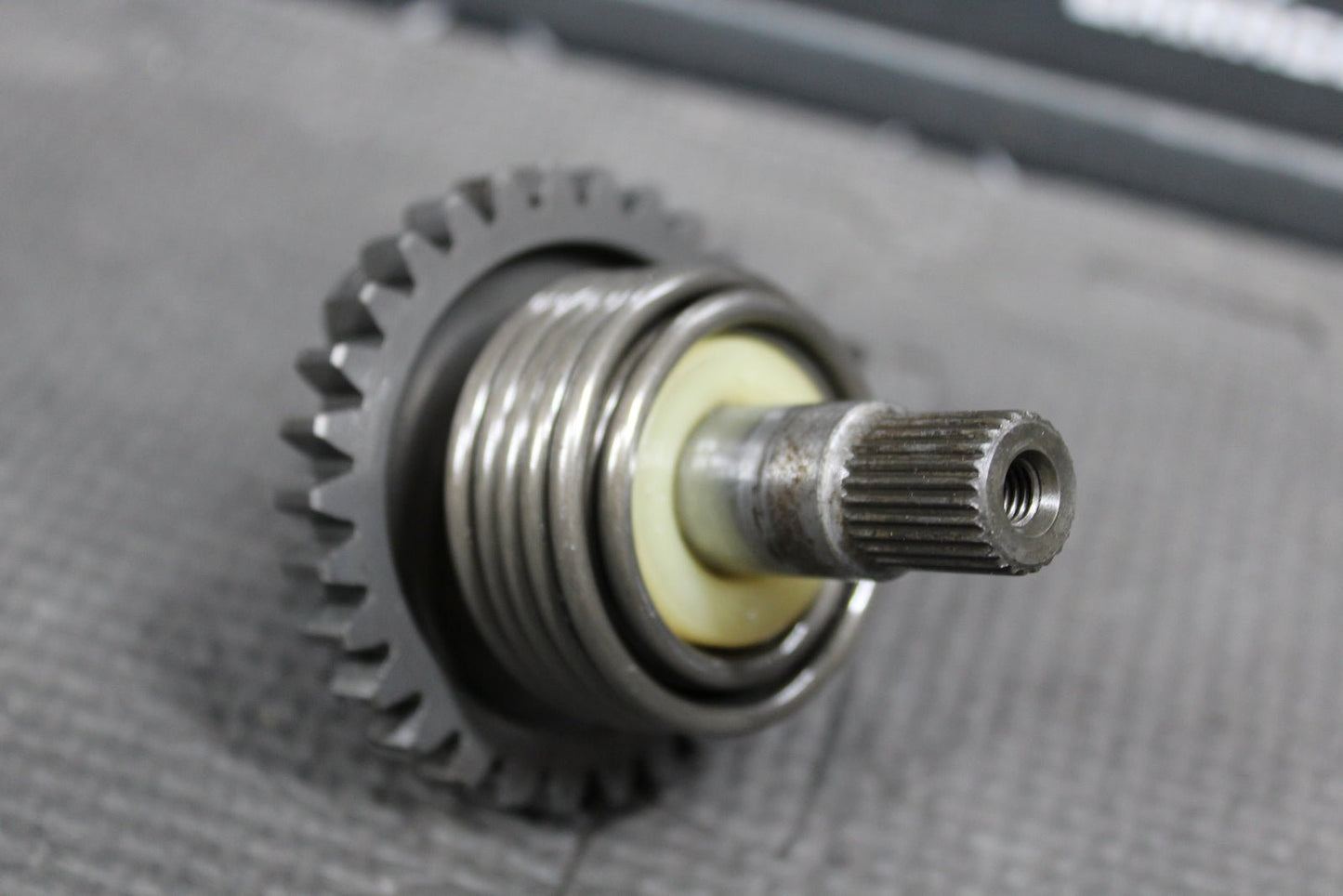1994 KAWASAKI KX125 OEM KICKSTART KICK START SHAFT W IDLER GEAR 13066 - 1019 - hggarage
