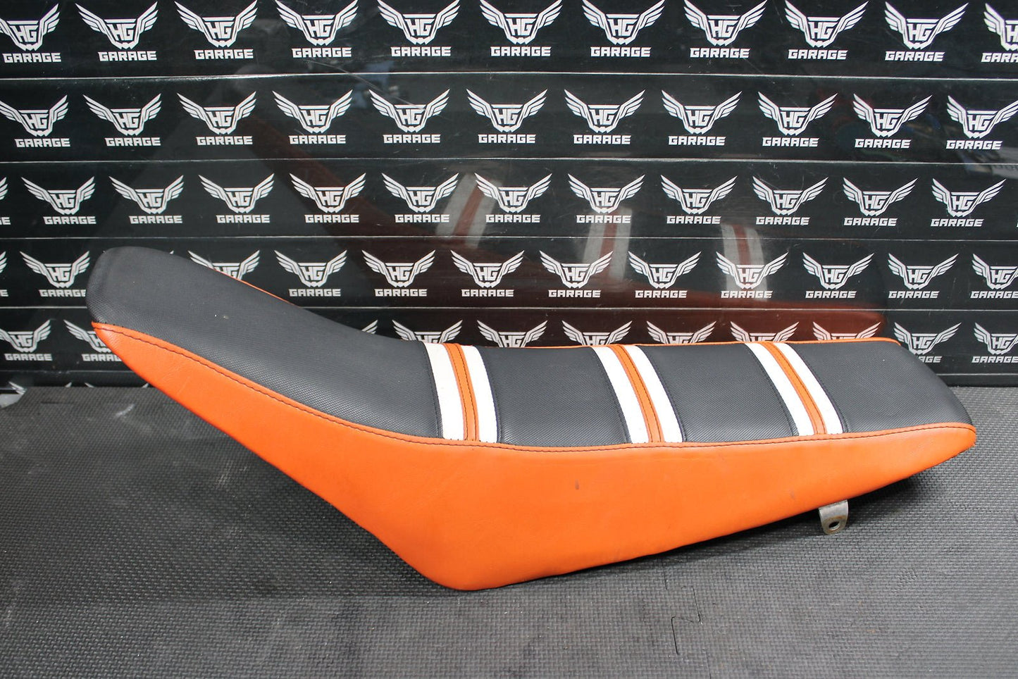1999 HONDA CR80R CR80RB OEM SEAT SADDLE 77100 - GBF - J20 - hggarage