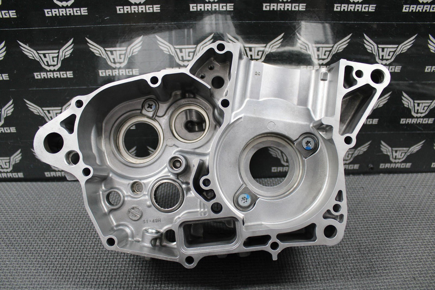 2019 SUZUKI 19 - 25 RMZ250 OEM LEFT RIGHT ENGINE CRANKCASE CRANK CASES BLOCK MINT! - hggarage