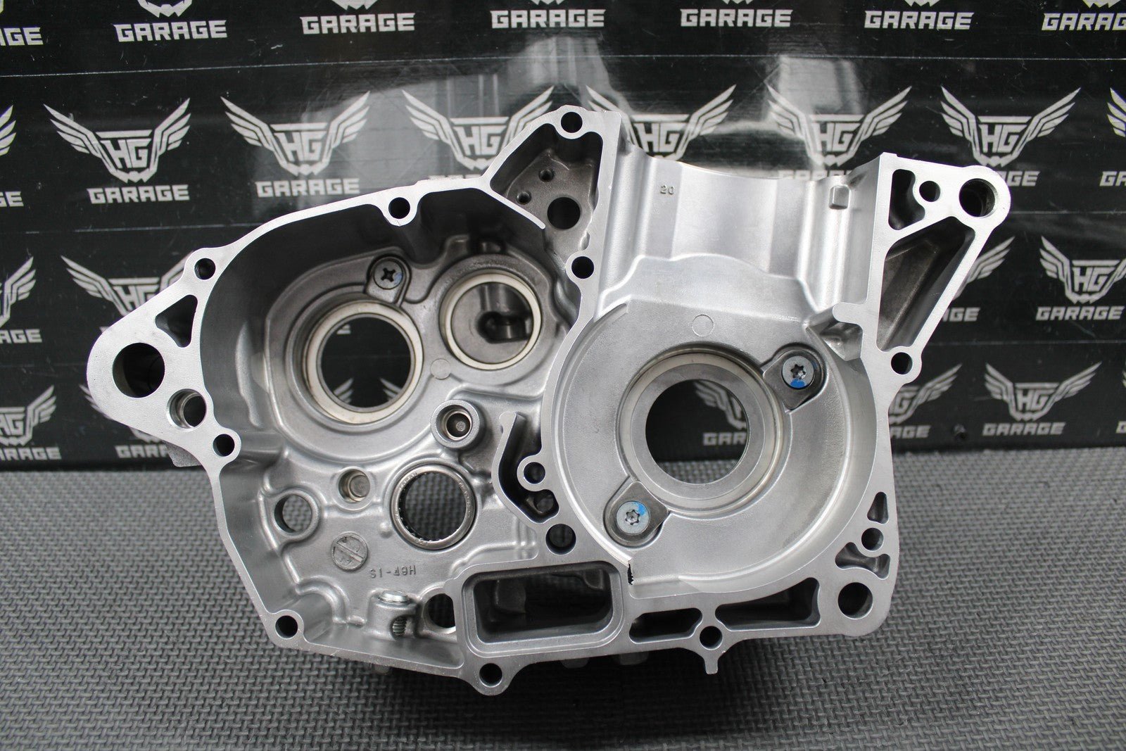 2019 SUZUKI 19 - 25 RMZ250 OEM LEFT RIGHT ENGINE CRANKCASE CRANK CASES BLOCK MINT! - hggarage