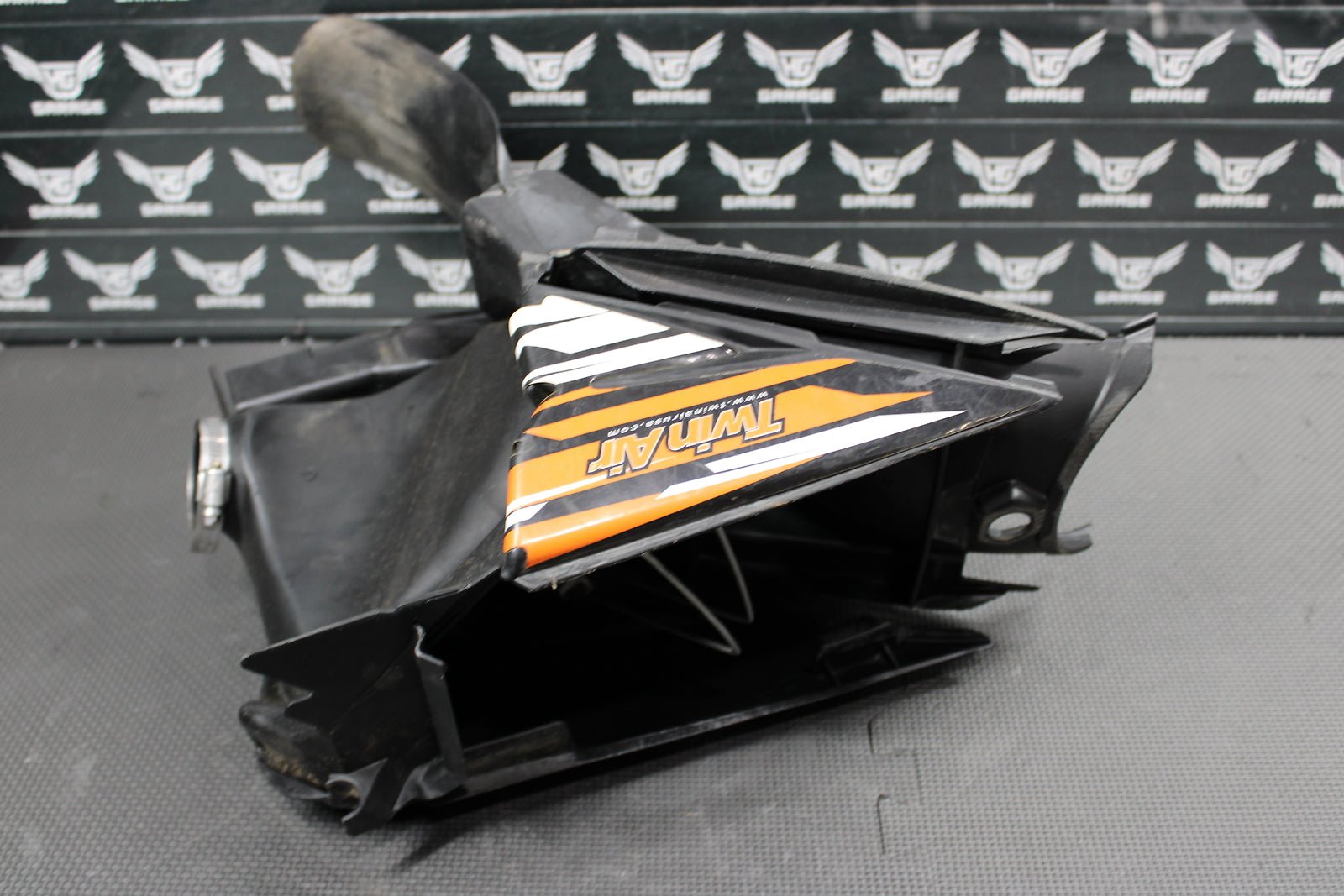 2006 KTM 85SX OEM AIRBOX INTAKE AIR CLEANER CASE 47006001051 - hggarage