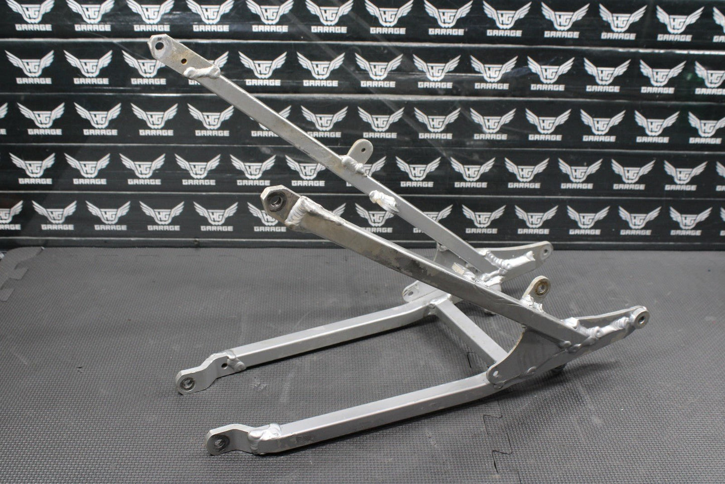 2000 SUZUKI RM125 RM250 OEM REAR BACK SUB FRAME SUBFRAME SUPPORT 41200 - 36E00 - hggarage