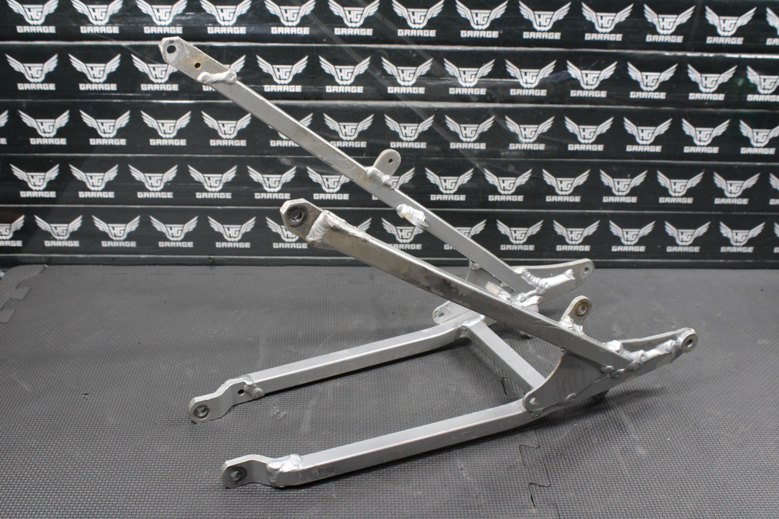 2000 SUZUKI RM125 RM250 OEM REAR BACK SUB FRAME SUBFRAME SUPPORT 41200 - 36E00 - hggarage