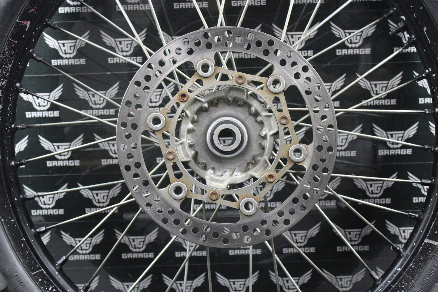 2005 YAMAHA 02 - 05 YZ125 YZ250 OEM EXCEL FRONT WHEEL RIM HUB TIRE 5NY - 25111 - 00 - 00 - hggarage