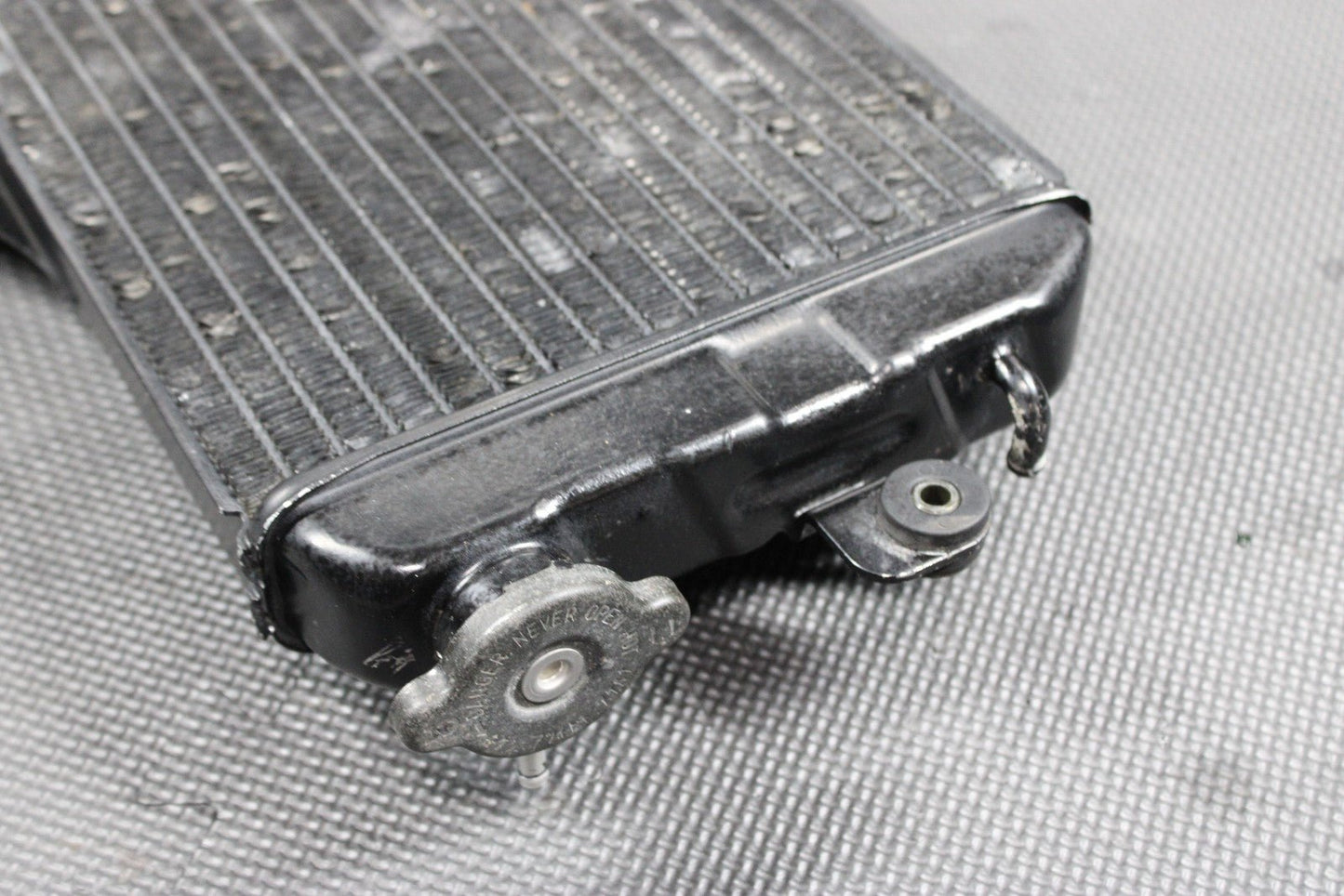 1991 87 - 06 YAMAHA BANSHEE 350 OEM ENGINE RADIATOR MOTOR COOLER COOLING RADIATER - hggarage