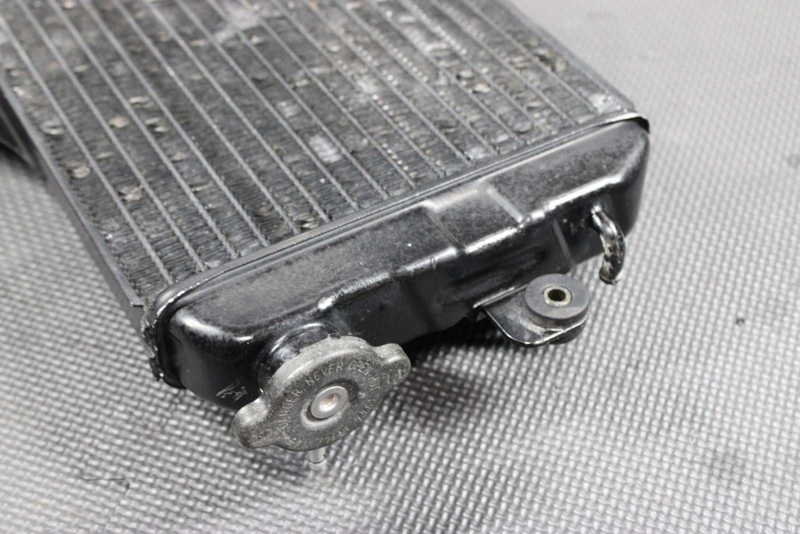 1991 87 - 06 YAMAHA BANSHEE 350 OEM ENGINE RADIATOR MOTOR COOLER COOLING RADIATER - hggarage