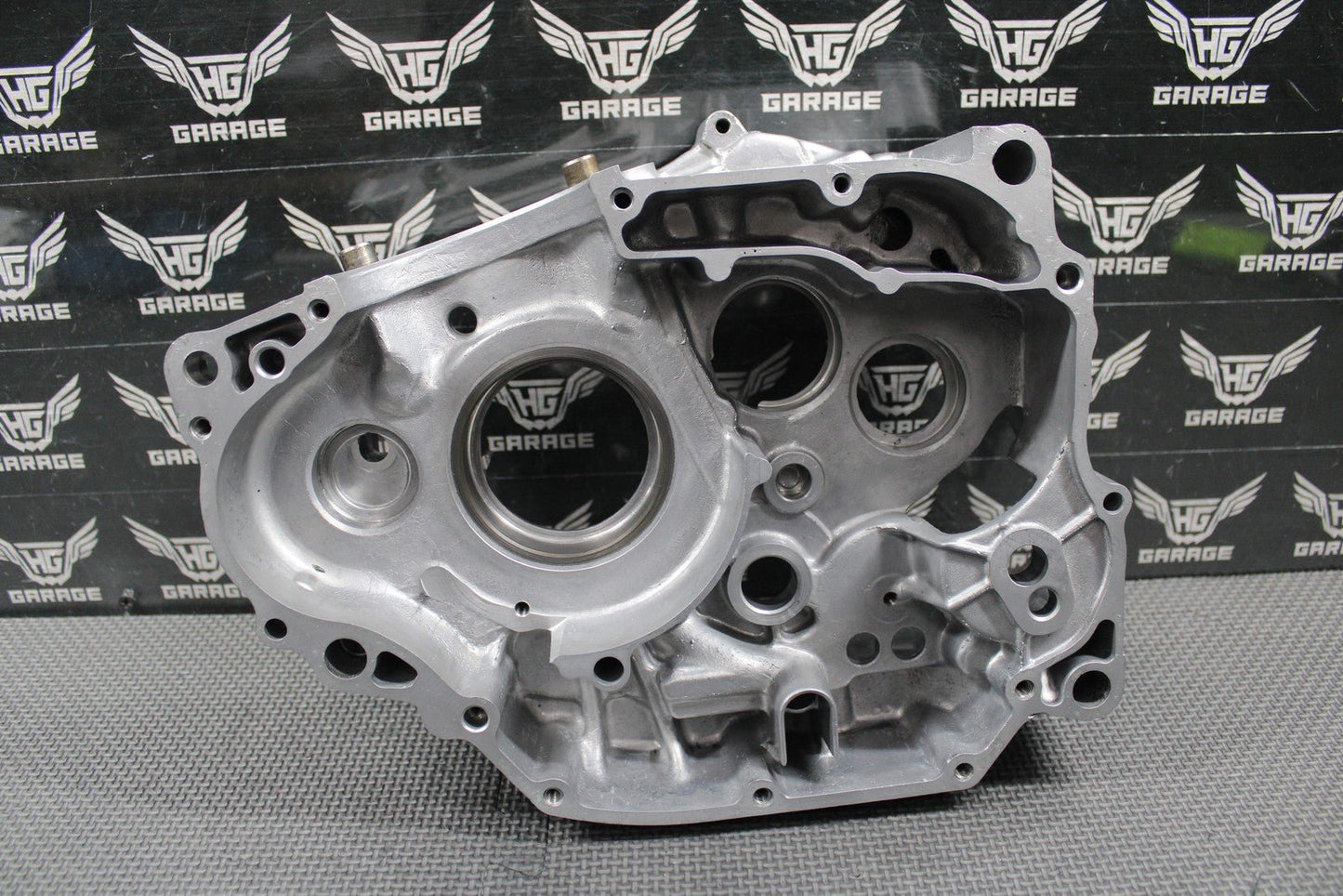1991 HONDA 90 - 95 XR250R OEM RIGHT ENGINE CRANKCASE CRANK CASE 11100 - KZ1 - 671 MINT - hggarage