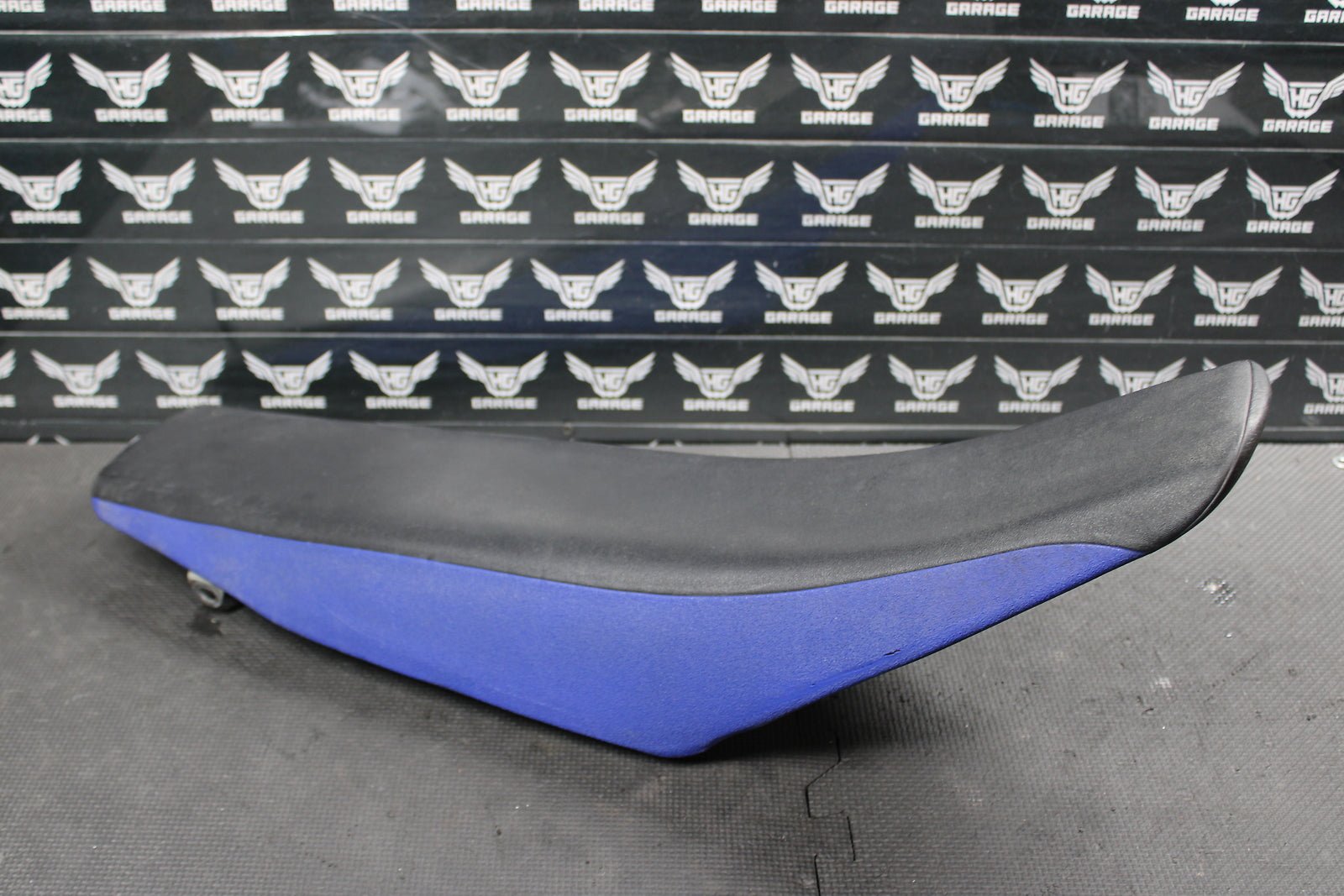 2006 YAMAHA 06 - 08 YZ250F YZ450F OEM SEAT SADDLE 5XC - 24710 - 91 - 00 - hggarage