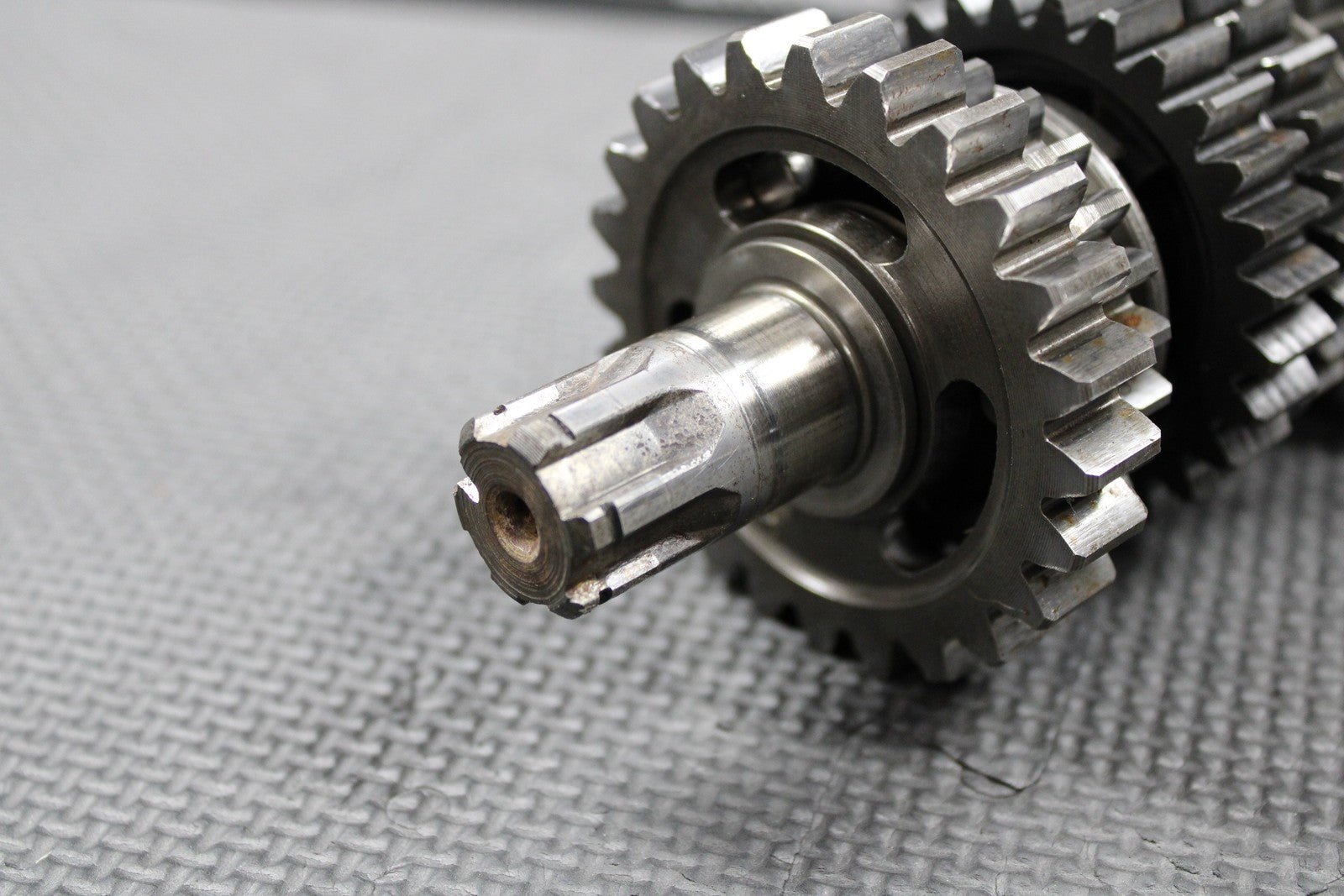 1992 89 - 93 KAWASAKI KX125 OEM TRANSMISSION TRANNY SHAFTS GEARS GEARBOX GOOD! - hggarage