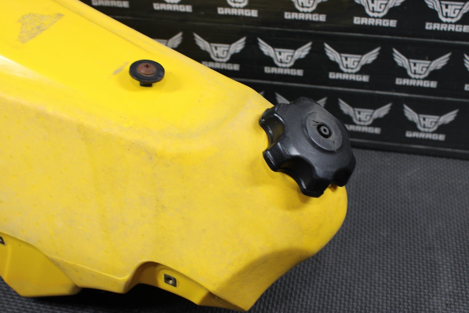 1996 SUZUKI RM250 OEM GAS FUEL TANK CELL PETROL RESERVOIR 44110 - 37E01 - 25Y - hggarage