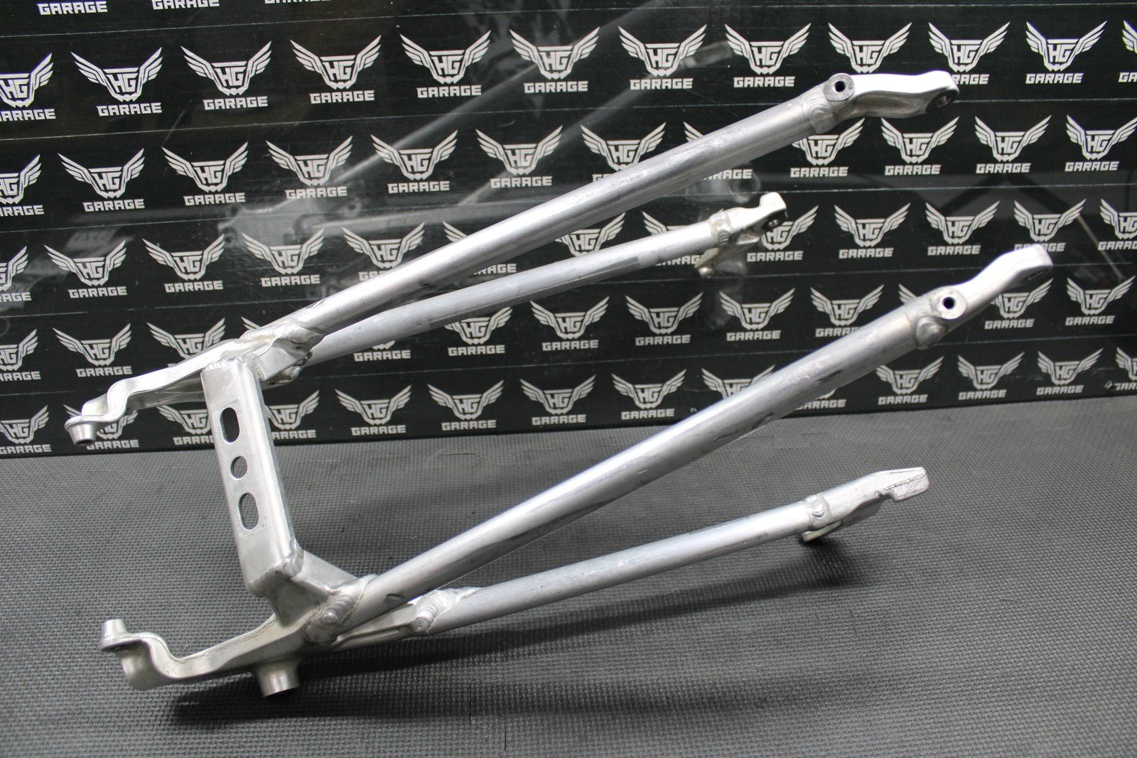 2012 HONDA 11 - 13 CRF250R 11 - 12 CRF450R OEM REAR SUB FRAME SUBFRAME 50200 - MEN - A50 - hggarage