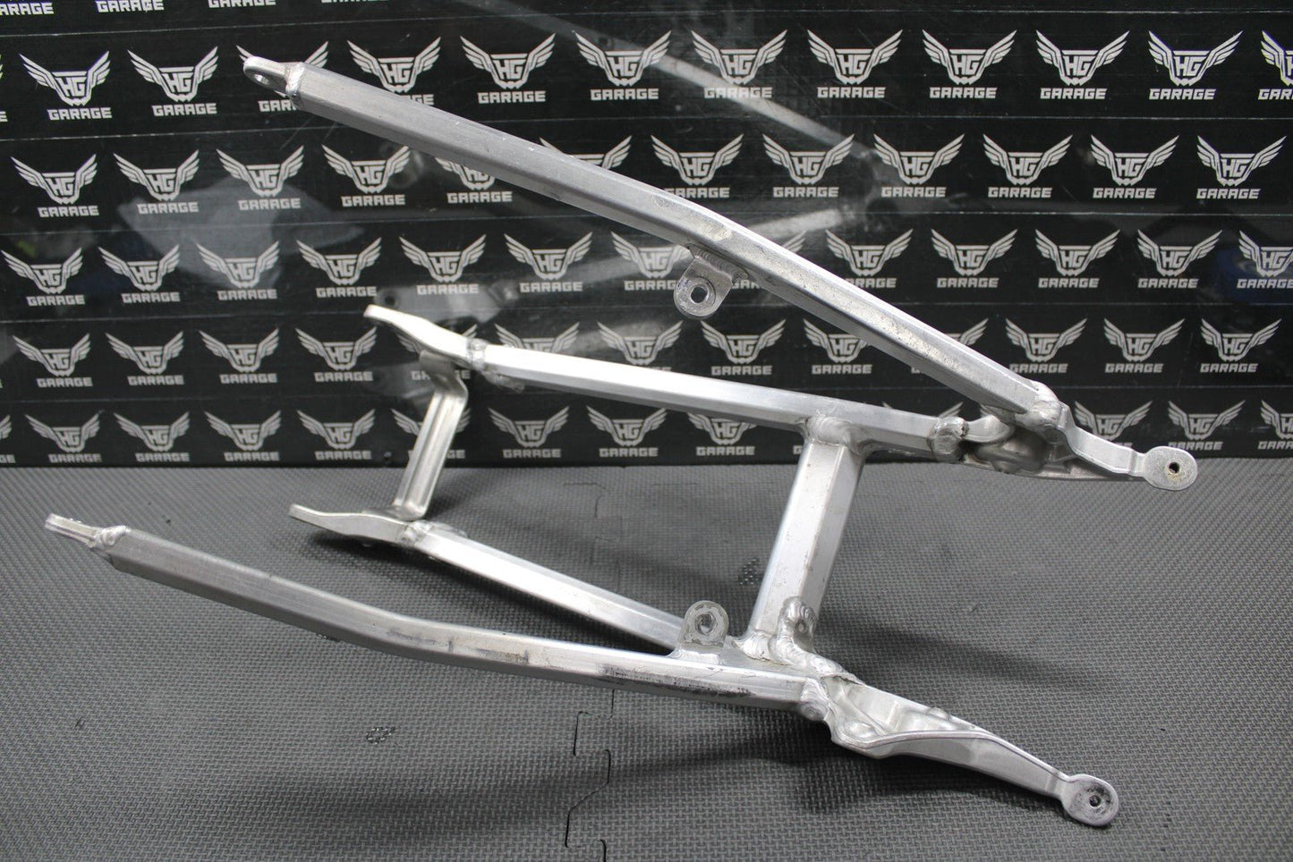2019 SUZUKI 19 - 25 RMZ250 RMZ450 OEM REAR BACK SUB FRAME SUBFRAME SEAT RAIL GOOD! - hggarage