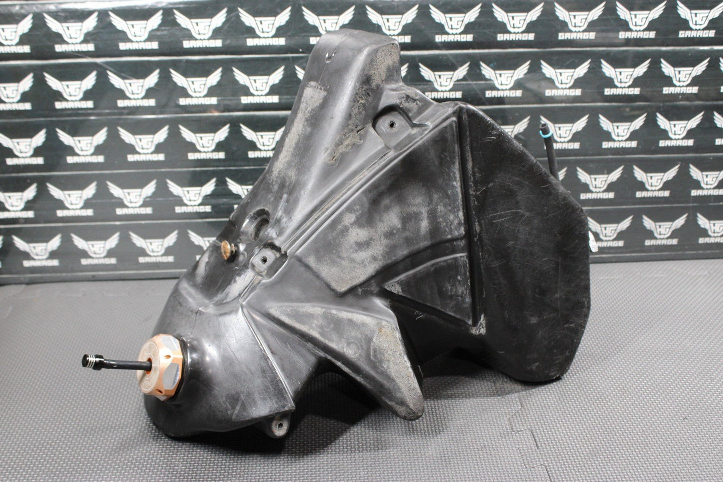 2000 KTM 250 EXC 12 LITER OEM GAS FUEL TANK CELL PETROL RESERVOIR 52307013000 - hggarage