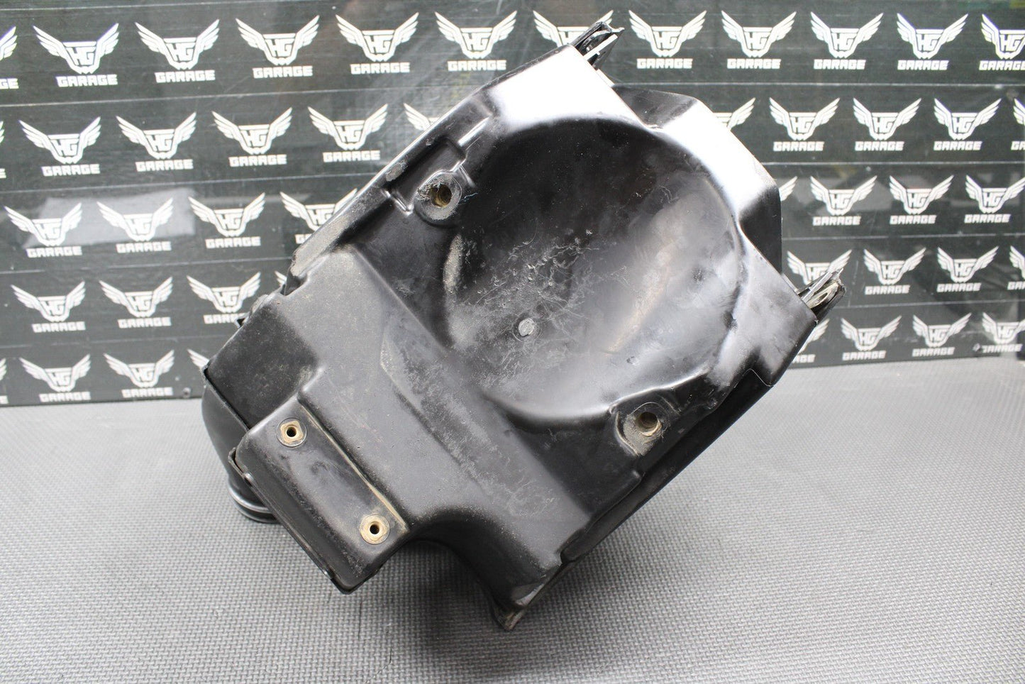 1999 SUZUKI RM125 MODEL X OEM AIRBOX AIR CLEANER FILTER BOX INTAKE 13700 - 36E01 - hggarage