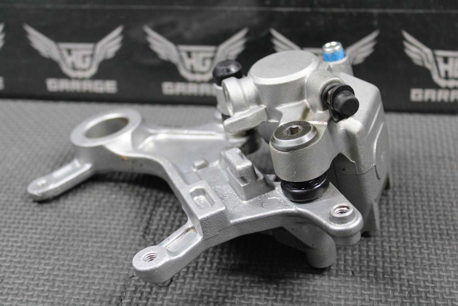 2000 2001 HONDA CR125R CR250R OEM NISSIN REAR BACK BRAKE CALIPER 43150 - KZ4 - J21 - hggarage
