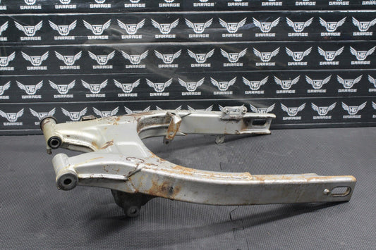 1987 YAMAHA TW200 OEM SWINGARM SWING ARM SUSPENSION 2JX - 22110 - 10 - 35 - hggarage