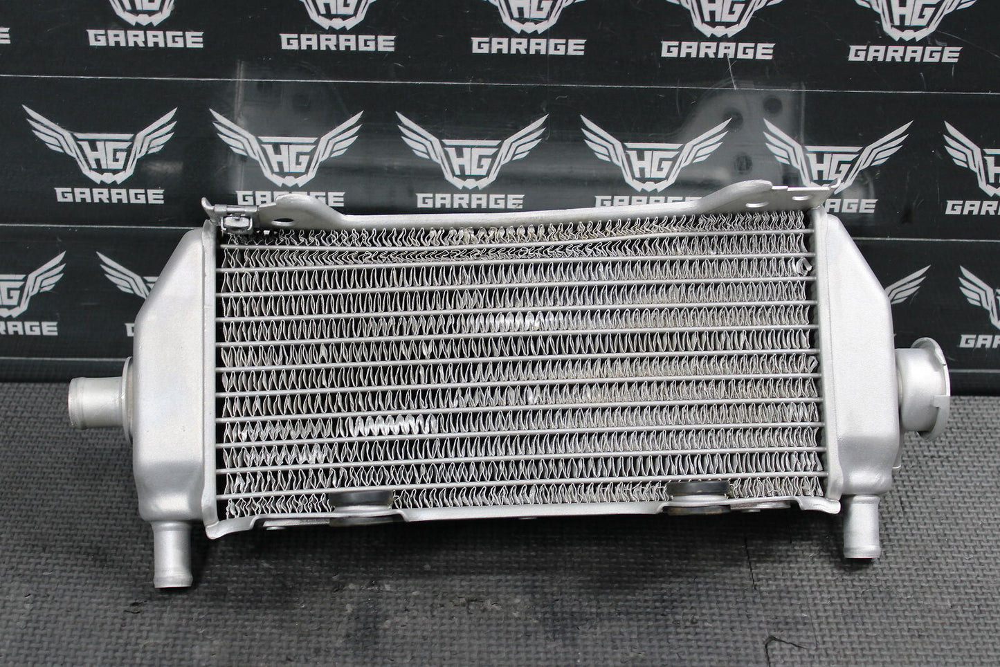 2004 SUZUKI RM250 OEM RIGHT ENGINE MOTOR COOLING COOLER RADIATOR