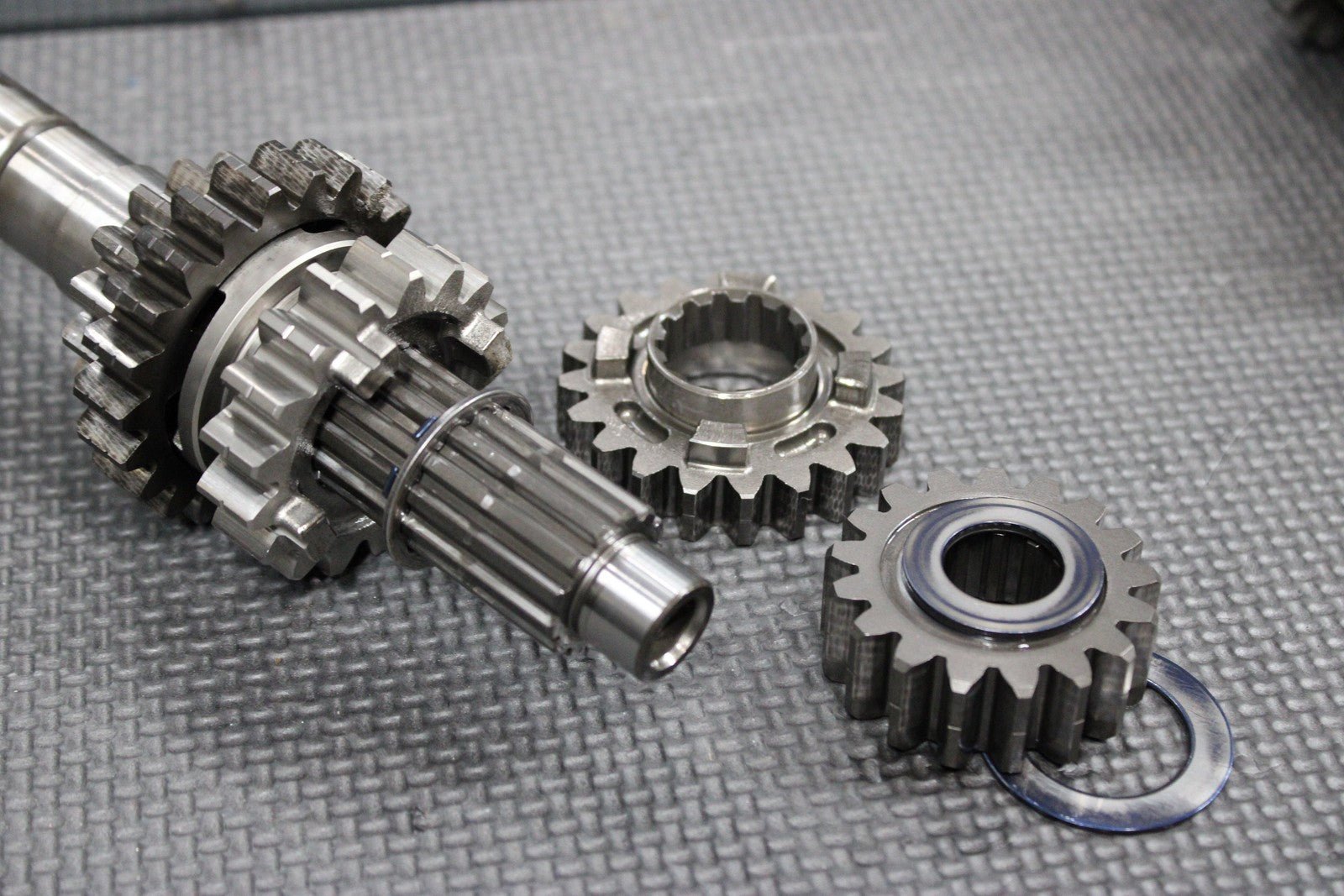 2007 HONDA CRF450R OEM ENGINE TRANSMISSION TRANNY GEARBOX SHIFT FORKS SHAFT DRUM - hggarage