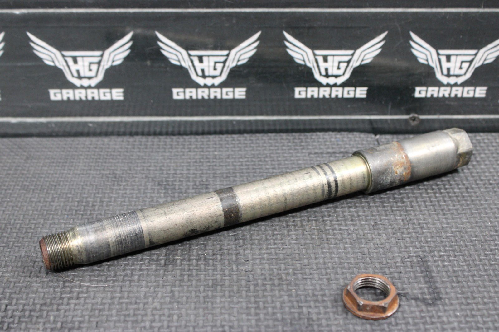 1996 SUZUKI RM250 OEM FRONT WHEEL RIM AXLE PIVOT BOLT 54711 - 36E00 - hggarage