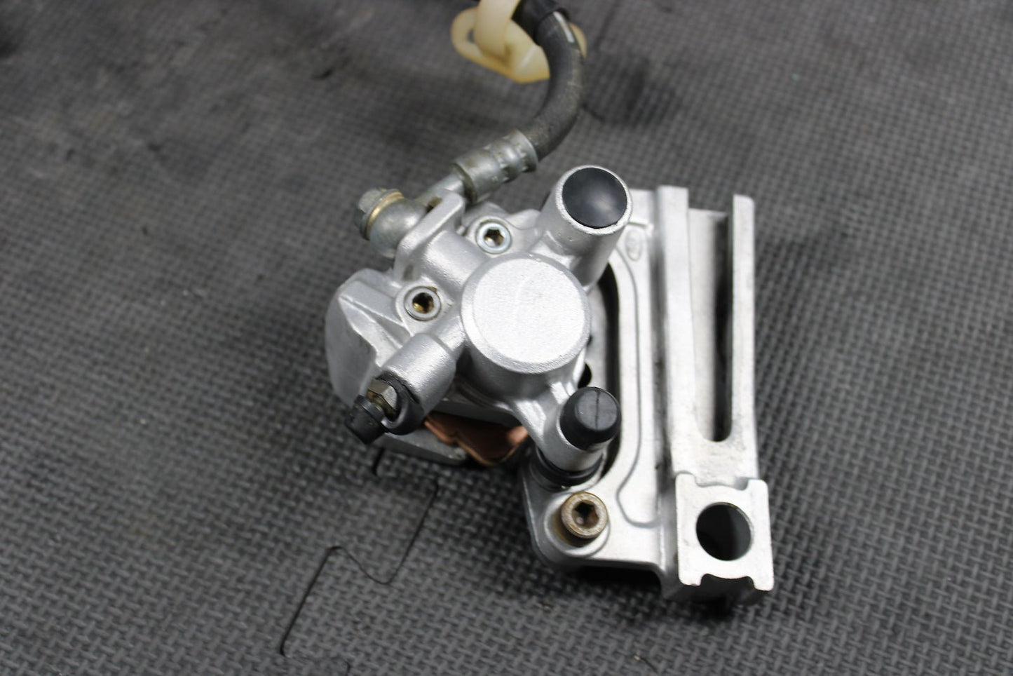 2000 KAWASAKI 98 - 00 KX100 KX80 OEM REAR BACK BRAKE CALIPER MASTER CYLINDER LEVER - hggarage