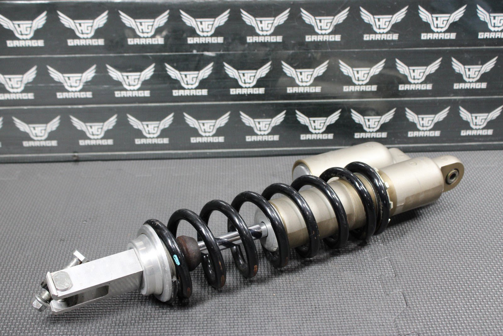 2014 KAWASAKI KX250F OEM REAR BACK SHOCK ABSORBER SUSPENSION 45014 - 0416 - 23P GOOD - hggarage