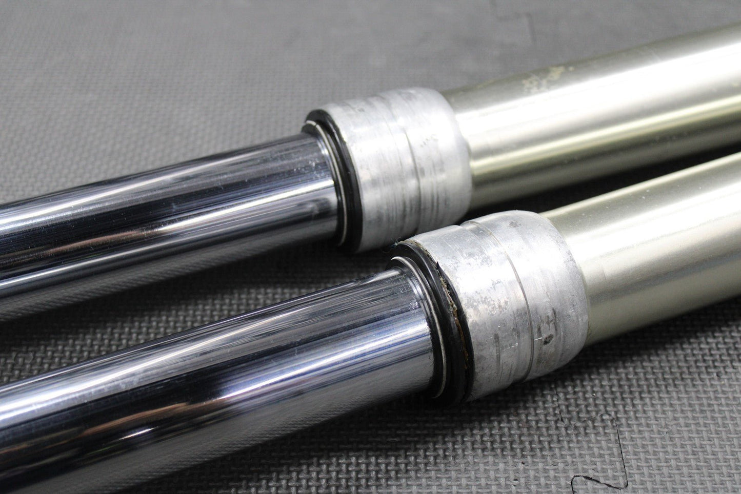 1996 KAWASAKI KX125 OEM RIGHT LEFT FRONT SUSPENSION FORKS SHOCKS PARTS / REPAIR - hggarage
