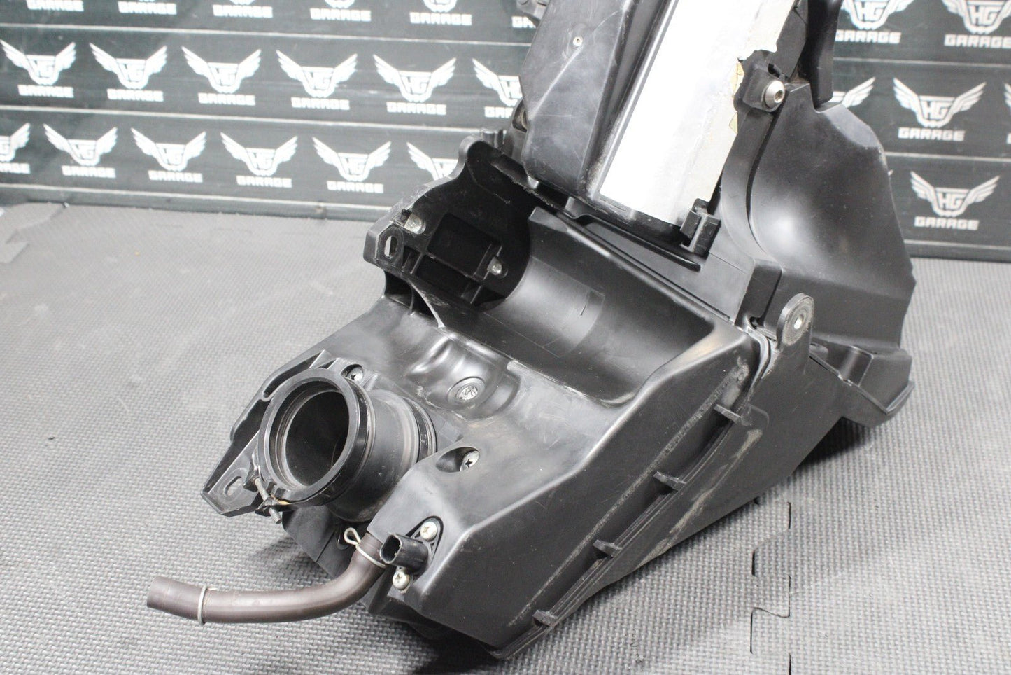 2023 HONDA CRF250R OEM AIRBOX INTAKE AIR CLEANER CASE HOUSING ELEMENT COMPLETE - hggarage