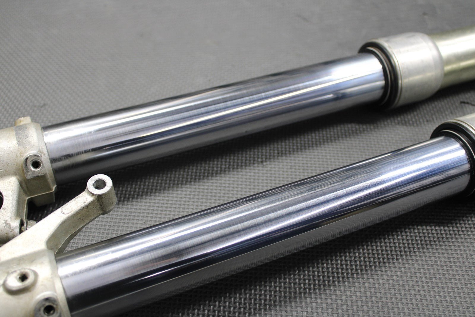 2000 HONDA CR125R OEM KYB 46MM RIGHT LEFT FRONT SUSPENSION FORKS SHOCKS GOOD! - hggarage