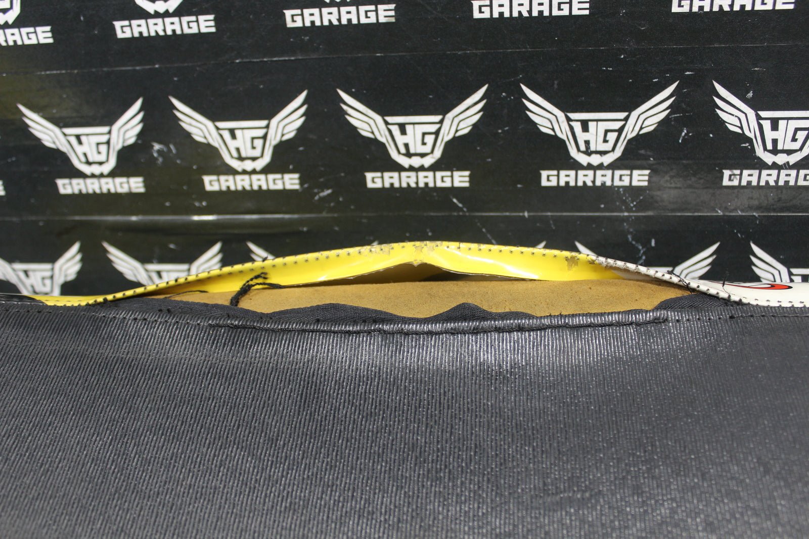 2003 SUZUKI RM100 SEAT SADDLE FOAM COVER KK530 - 66105 - 8MA - hggarage