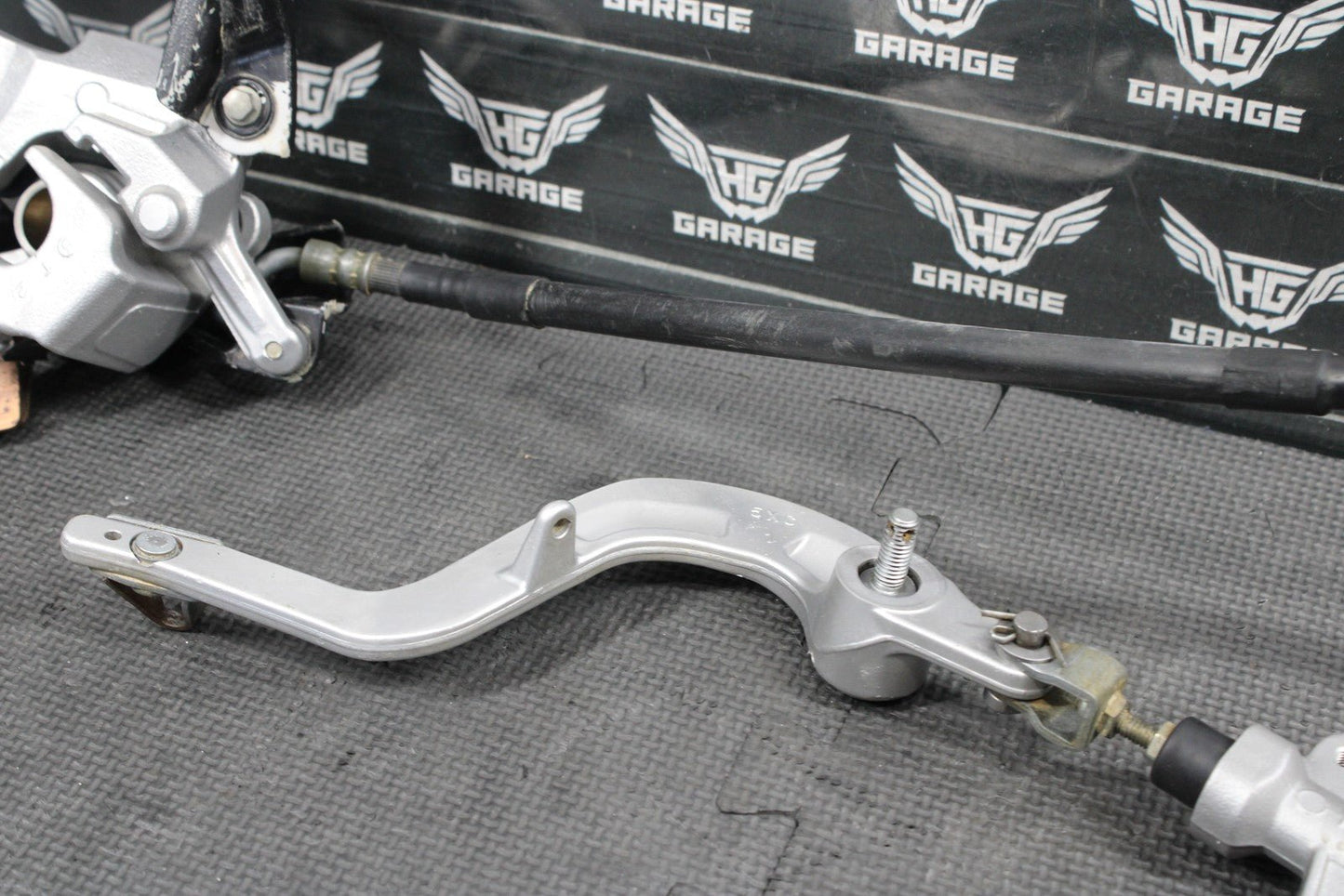 2006 YAMAHA YZ250F OEM REAR BACK BRAKE CALIPER MASTER CYLINDER LEVER PEDAL HOSE - hggarage