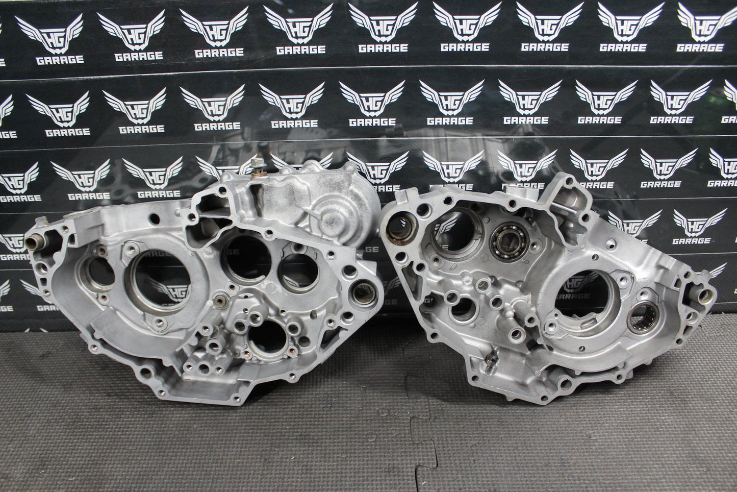 2000 YAMAHA YZ400F YZ426F OEM LEFT RIGHT ENGINE MOTOR CRANKCASE CRANK CASE BLOCK - hggarage