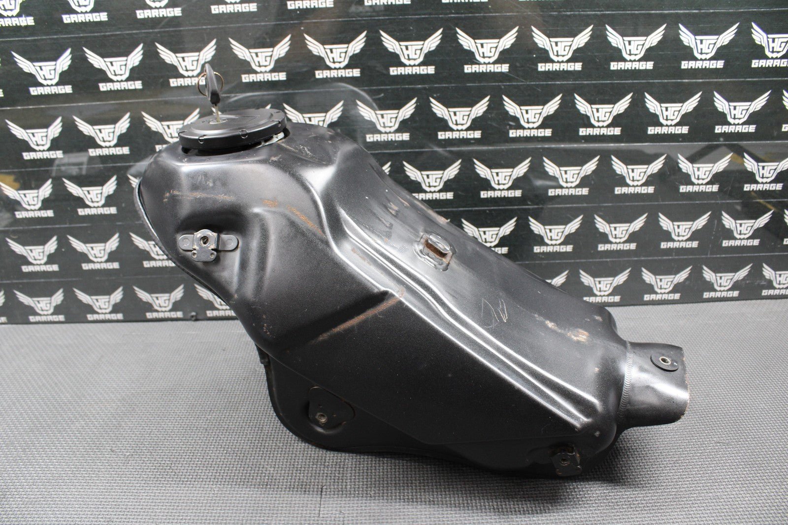 2009 2010 KAWASAKI KLX250SF KLX250 OEM GAS FUEL TANK CELL RESEVOIR 51086 - 5064 - 25 - hggarage