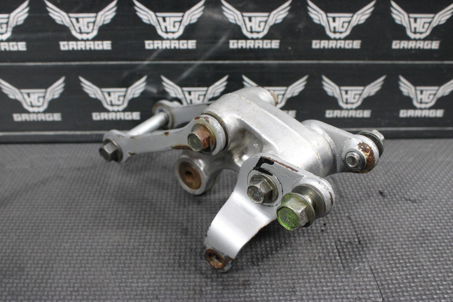 2001 KAWASAKI KX100 OEM REAR SHOCK LINKAGE RELAY ARM 39007 - 1262 - hggarage