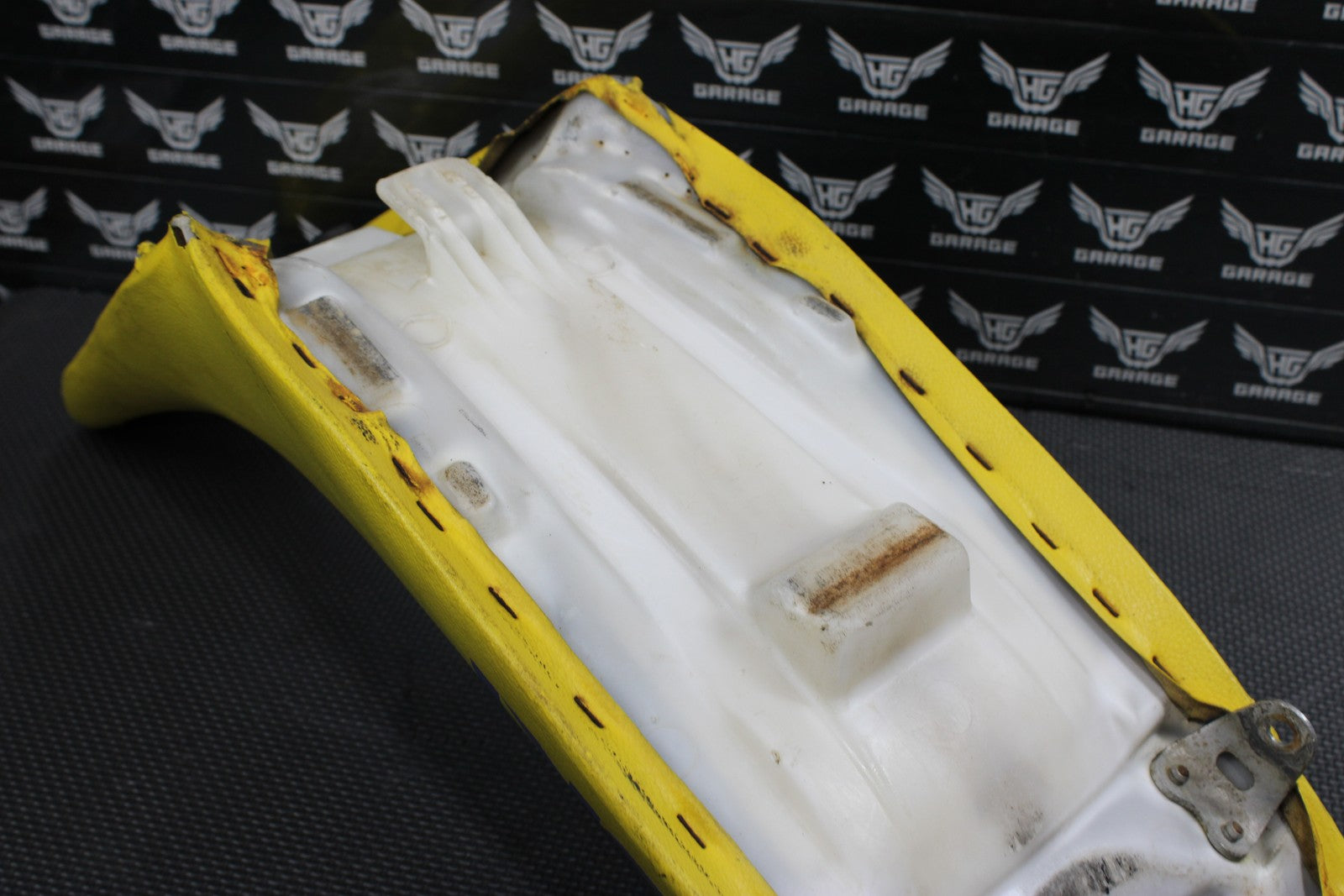 47760598