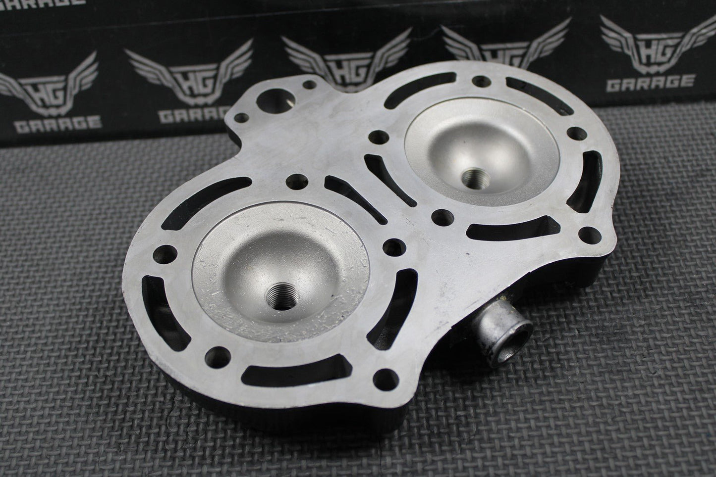 2001 87 - 06 YAMAHA BANSHEE YFZ350 OEM CYLINDER HEAD CAP DOMES 2GU - 11111 - 00 - 0 - hggarage