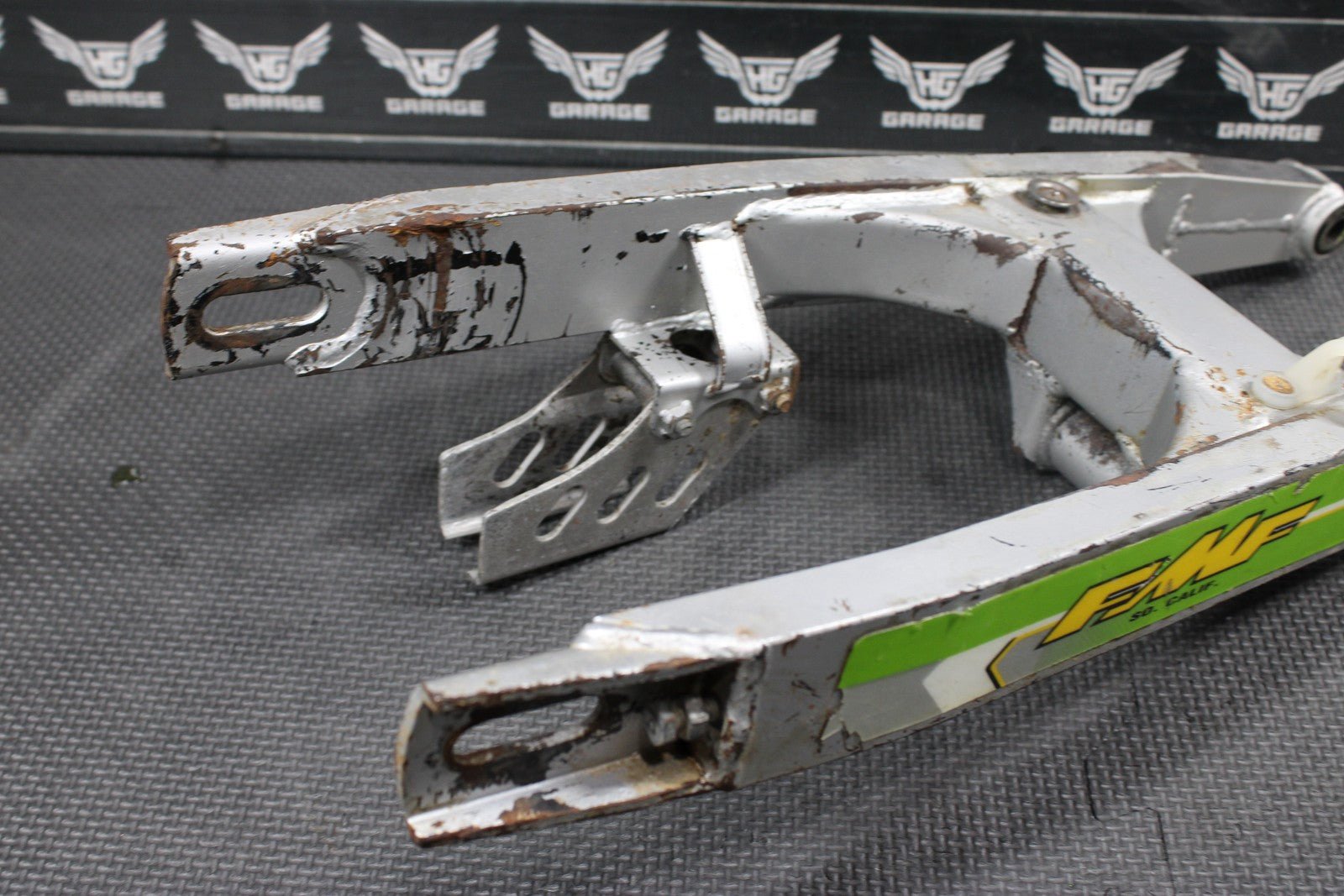 2004 KAWASAKI 02 - 22 KX65 OEM REAR SWINGARM SWING ARM SUSPENSION 3080 - 5132 - hggarage