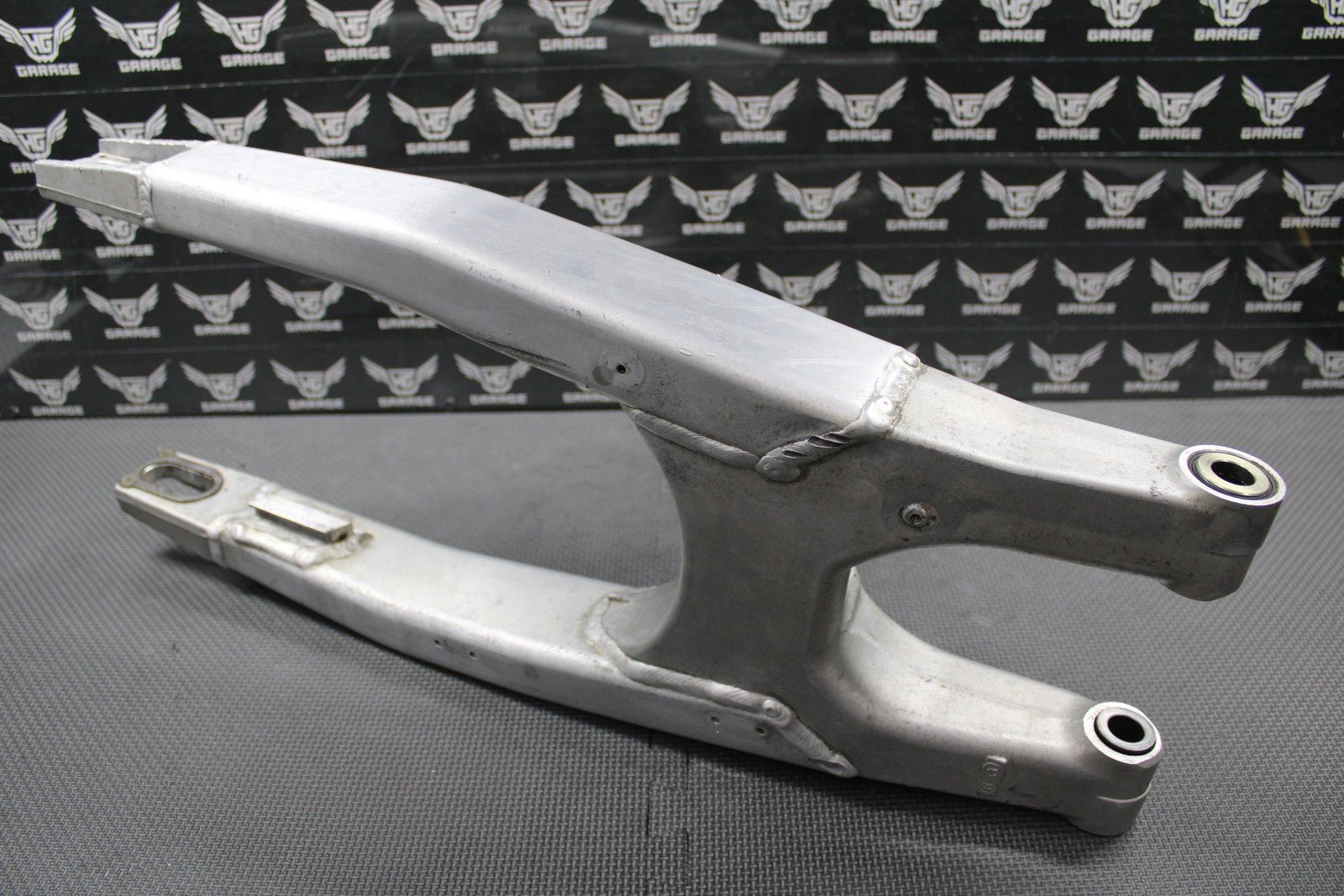 2007 2008 KAWASAKI KX250F OEM SWINGARM SWING ARM SUSPENSION 33001 - 0107 NICE! - hggarage