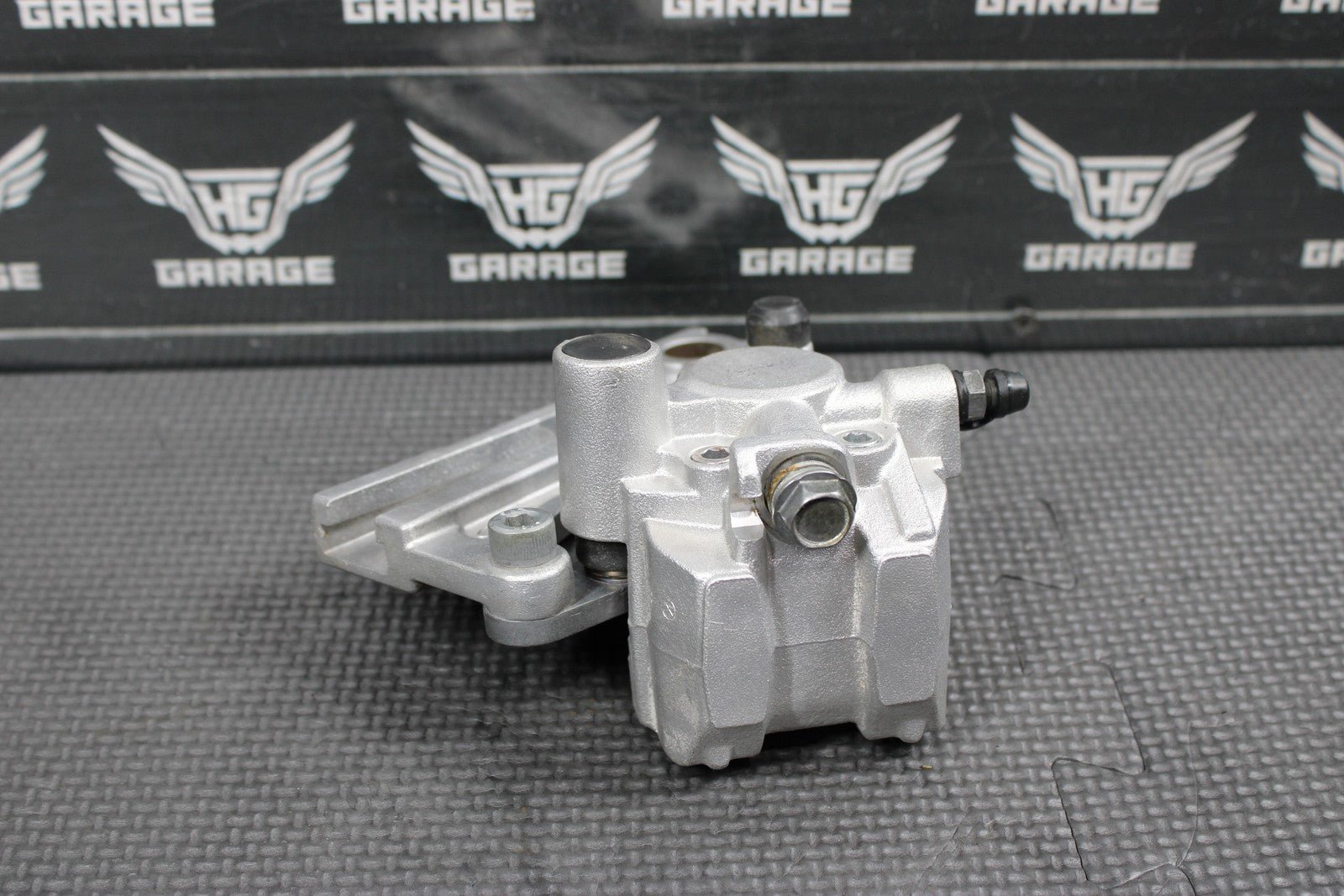 2012 KAWASAKI 04 - 21 KX100 KX85 OEM REAR BACK BRAKE CALIPER 43080 - 5134 GOOD! - hggarage