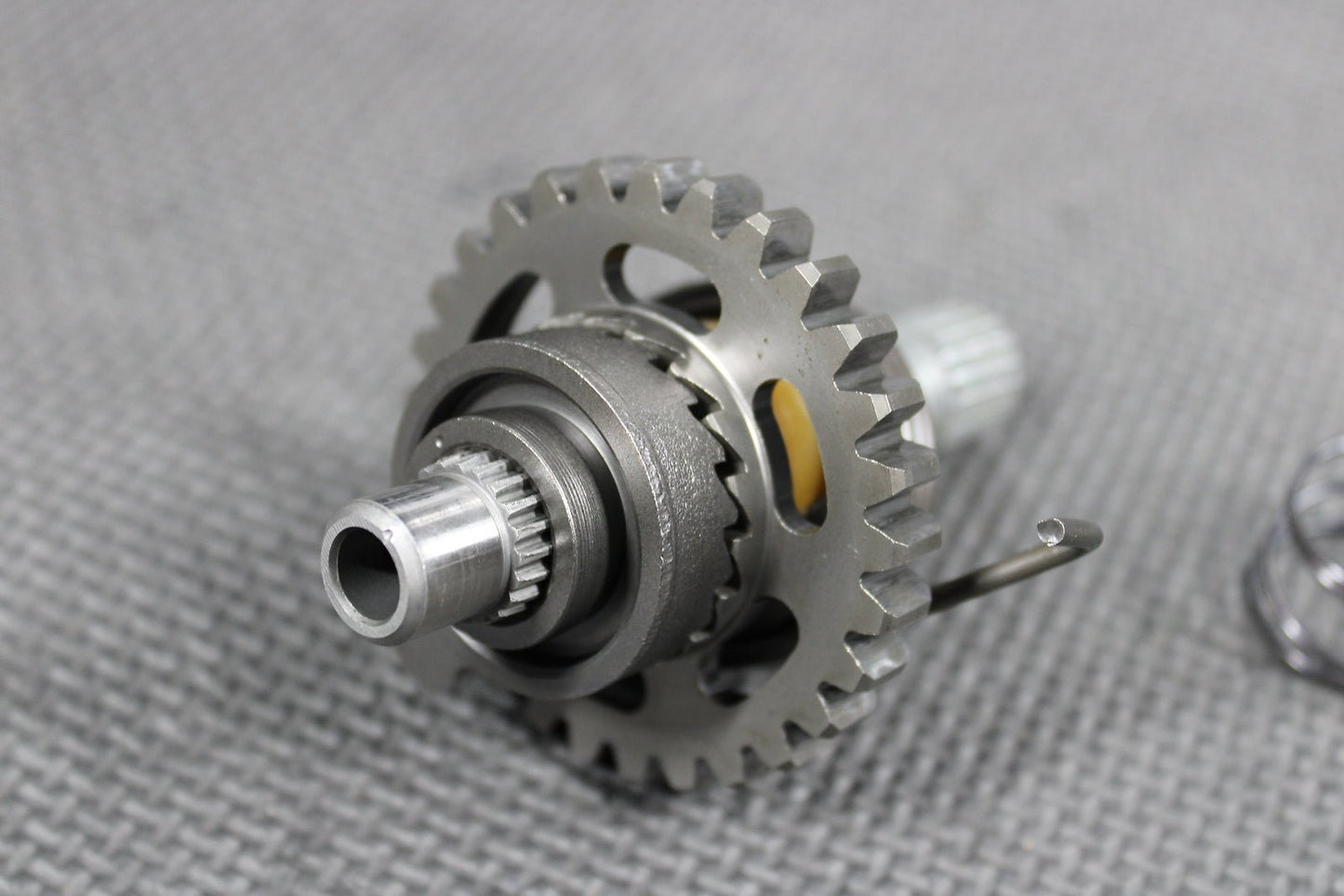 1986 Honda CR125R OEM Kickstart Kick Start Shaft W Idler Gear 28230 - KS6 - 000 - hggarage