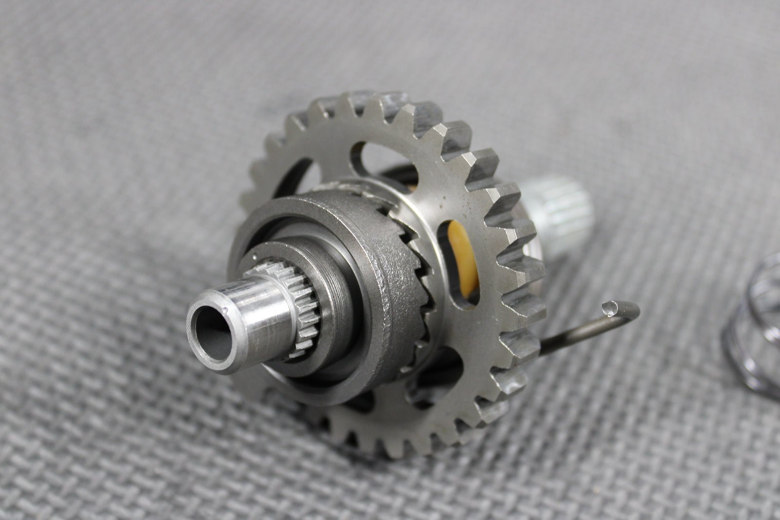 1986 Honda CR125R OEM Kickstart Kick Start Shaft W Idler Gear 28230 - KS6 - 000 - hggarage