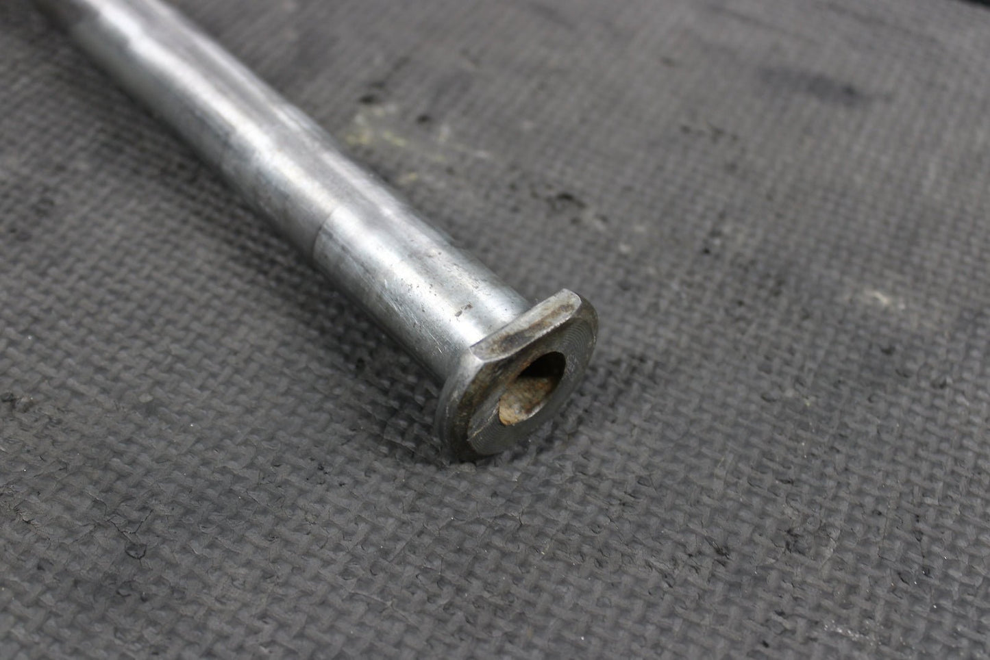 2006 Yamaha YZ450F OEM Rear Axle Back Wheel Rim Pivot Bolt Axel 1C3 - 25381 - 90 - 00 - hggarage